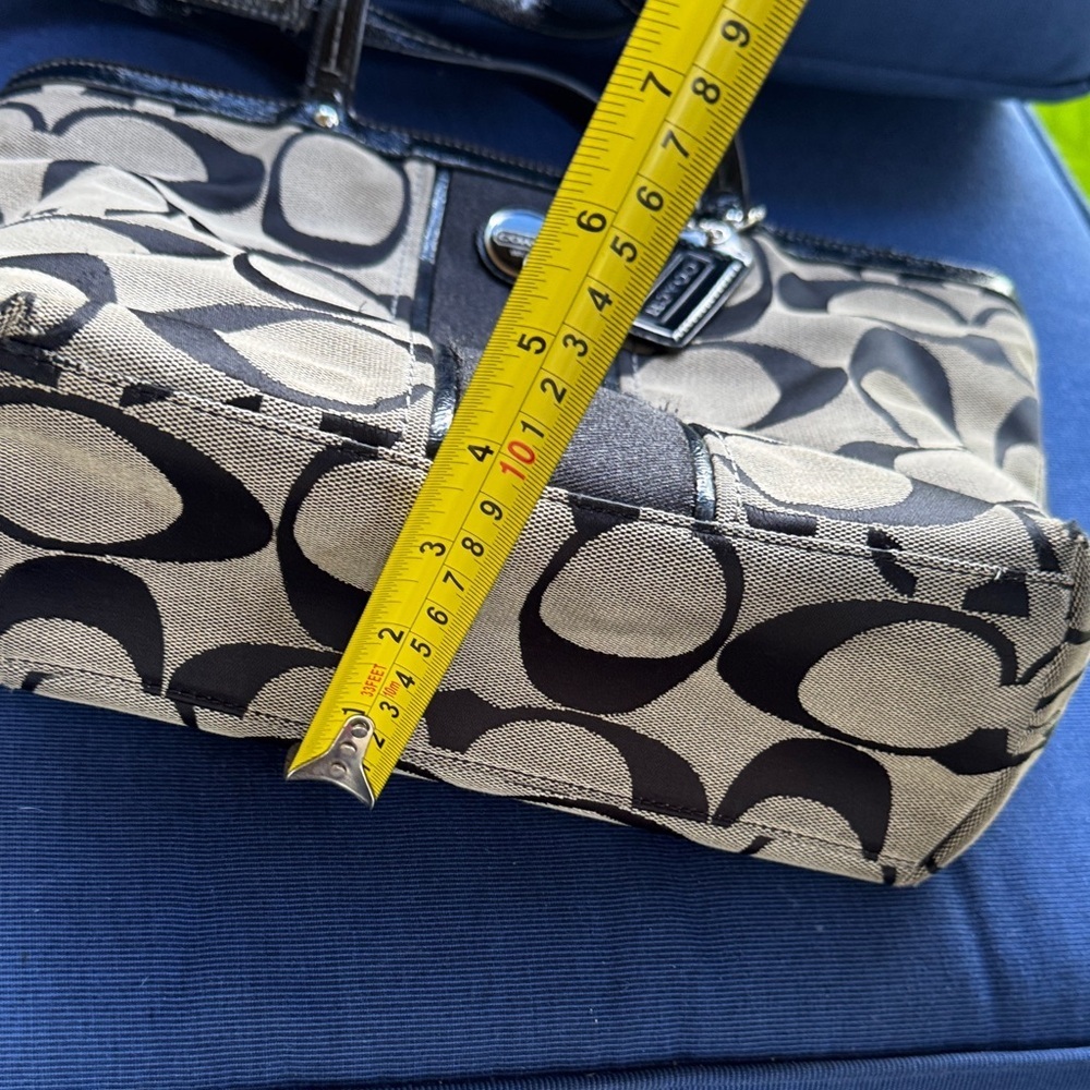 Coach Black and Tan Signature Tote - Picture 10 of 10